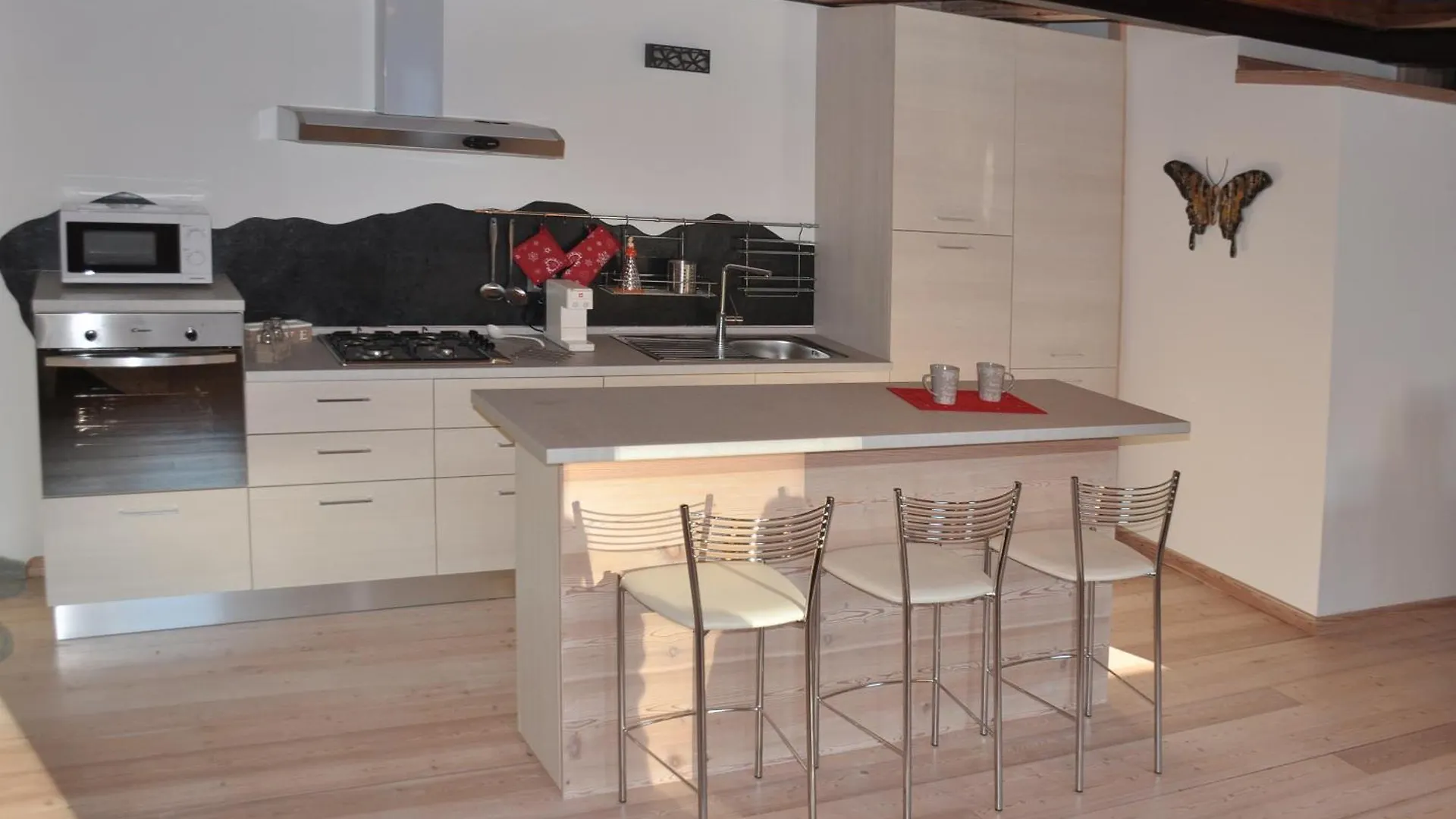 Meraviglioso Loft Con Vista Sulle Dolomiti Colle Santa Lucia 0*,