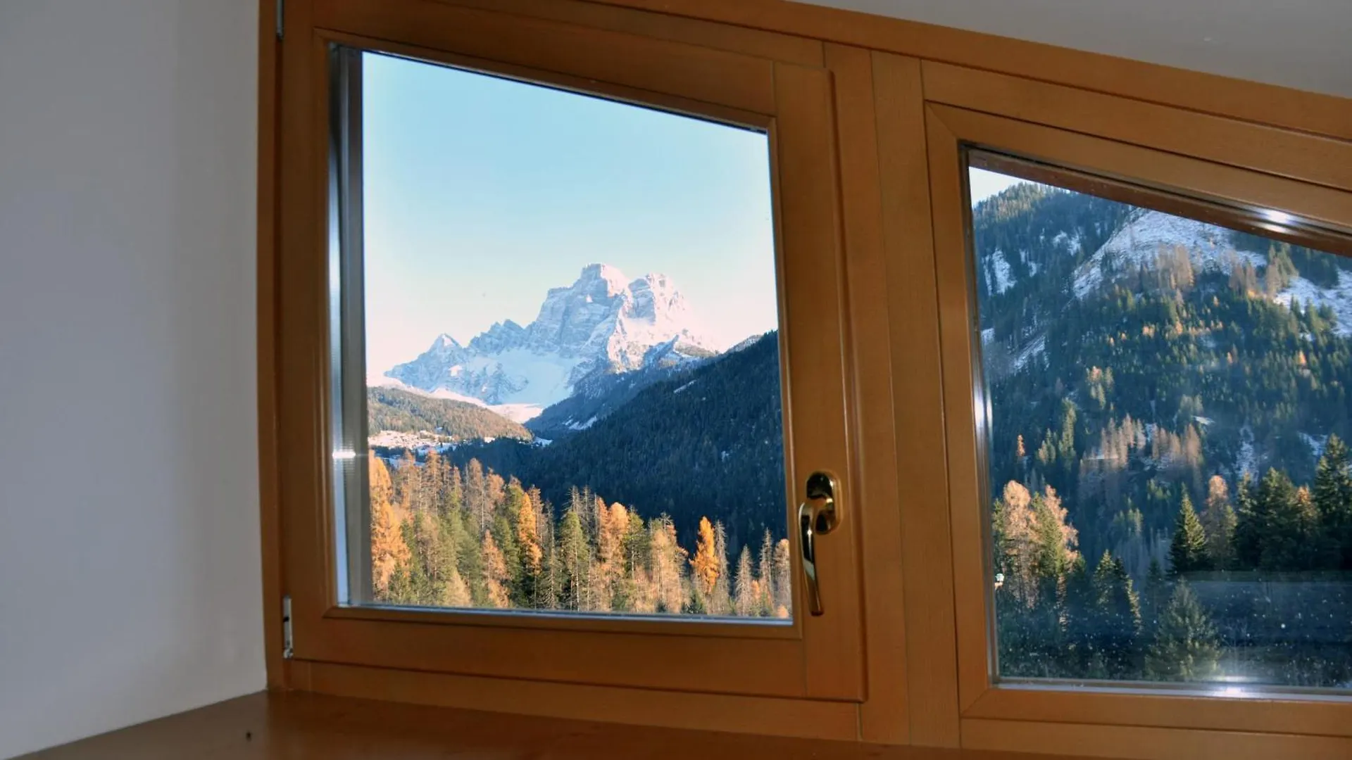Meraviglioso Loft Con Vista Sulle Dolomiti Colle Santa Lucia Semesterbostad
